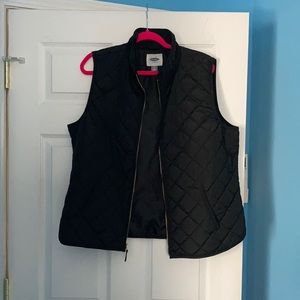 Old Navy: black vest